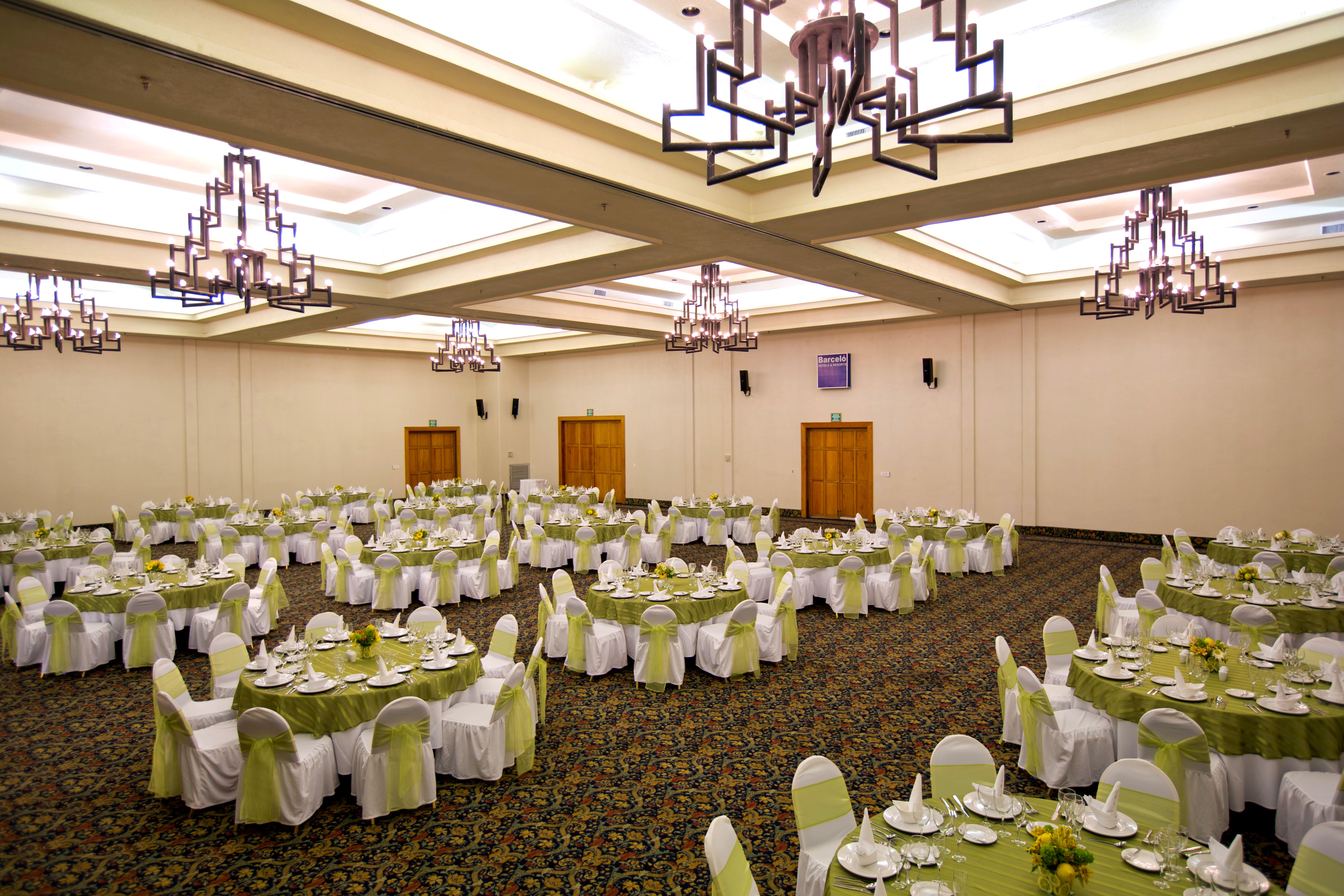 Hotel Barcelo Karmina Manzanillo Exteriér fotografie The ballroom at the Grand Ballroom