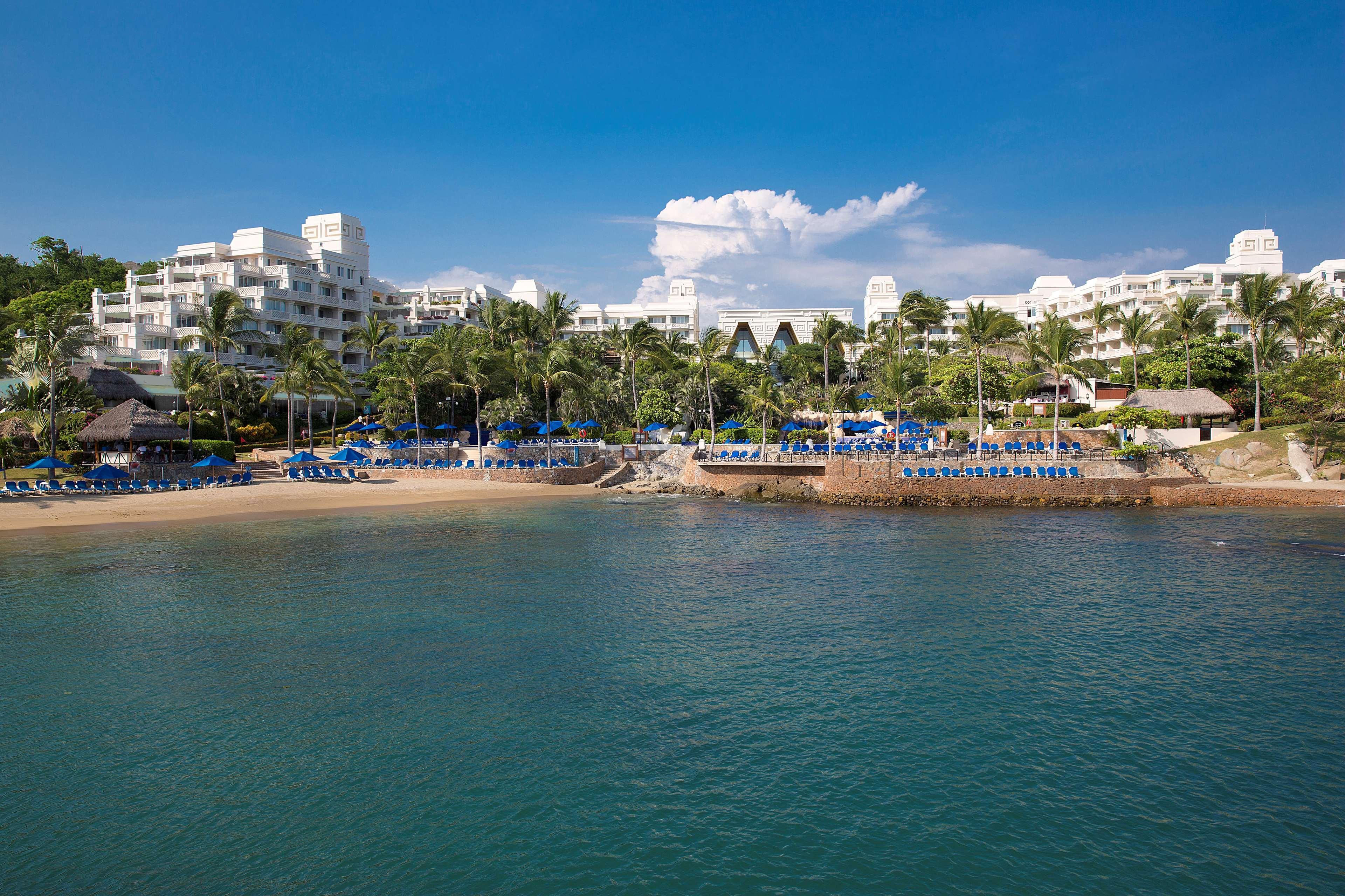 Hotel Barcelo Karmina Manzanillo Exteriér fotografie The Royal